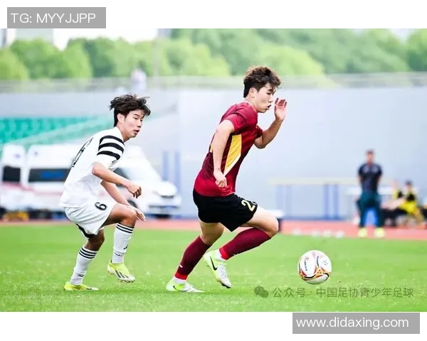 上海足球队的速度之谜：如何在赛场上实现快速突破与战术创新